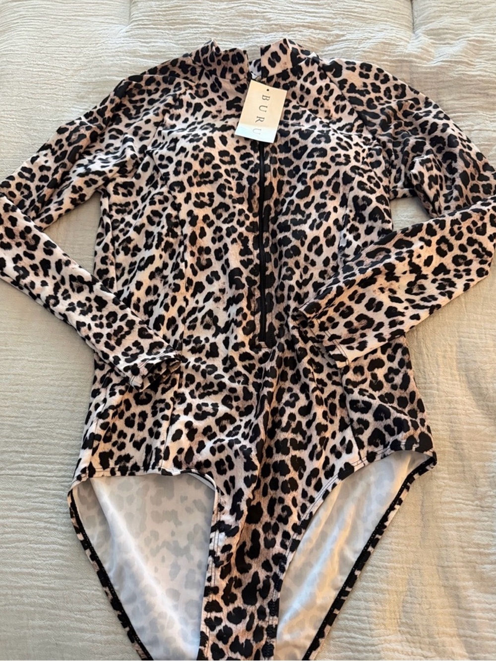 Leopard Long-Sleeve rash guard NWT
